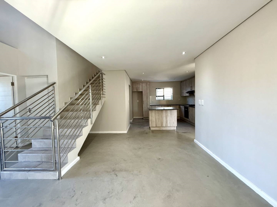 To Let 5 Bedroom Property for Rent in Parklands North Western Cape